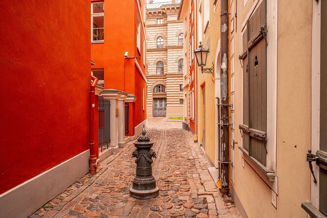 Riga Scavenger Hunt and Highlights Self Guided Audio Tour - A playful first look at Riga’s old town