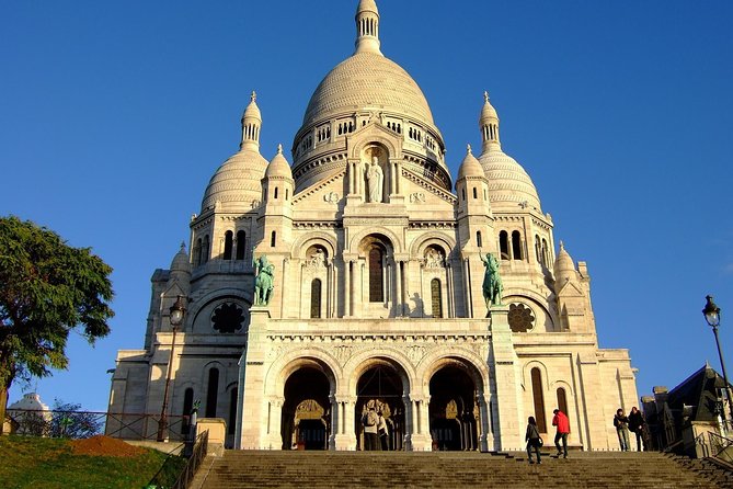Romantic Montmartre: Paris Lost Lovers Exploration Game and Tour - What the Low Price Really Gets You