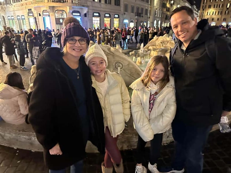 Rome: Scavenger Hunt For Kids with Prizes around City Center - Key Points at a Glance