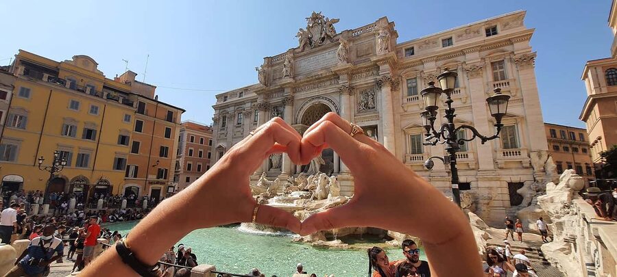 Rome: Spanish Steps, Trevi, & Pantheon Live Treasure Hunt - The Pantheon: architecture as a puzzle