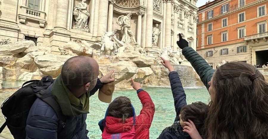 Rome: Treasure Hunt for Kids and Families Trevi and Pantheon - Key points at a glance