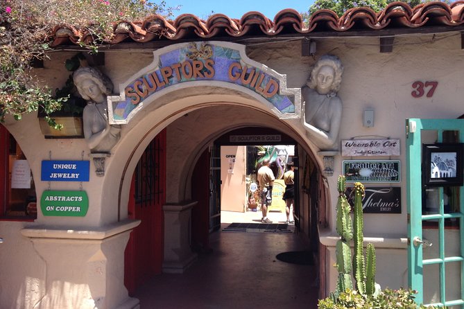 San Diego Balboa Park Scavenger Hunt Adventure - Stop Five: Veterans Museum and Memorial Center