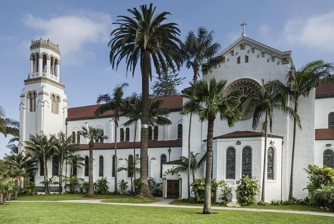 Santa Barbara Scavenger Hunt Adventure - A phone-led way to see Santa Barbara