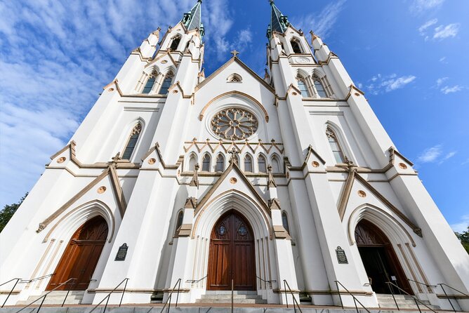 Savannah Scavenger Hunt and Sights Self Guided Tour - Trivia that turns sightseeing into a search
