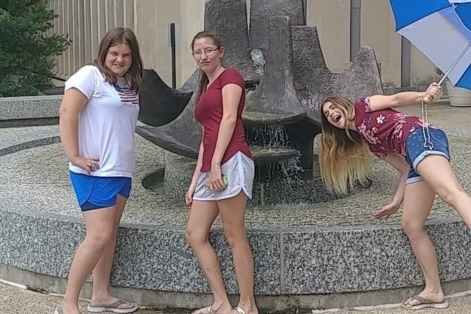 Scavenger Hunt Adventure in Indianapolis by Wacky Walks - How the 60-item hunt works