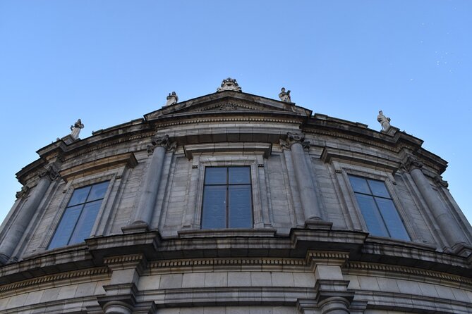 Secrets of La Latina: Self-Guided Puzzle Walk in Madrid - Taverns, clues, and the first neighborhood details