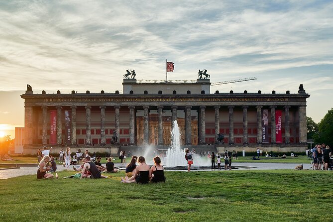 Self-Guided City Quest & First Date in Berlin - Museum Island and Berlin Cathedral