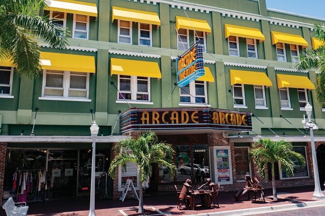 Self-Guided Fort Myers Scavenger Hunt: His Greatest Invention - Edison and Ford Winter Estates