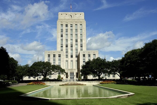 Self-Guided Houston Scavenger Hunt: Houston, We Have a Hunt - Jones Hall and the Theater District