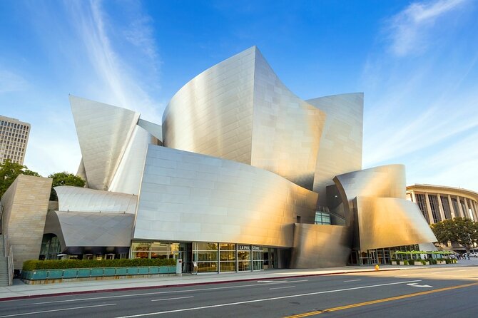 Self-Guided LA Scavenger Hunt: The Wonders Of Downtown LA - The Wells Fargo Museum and MOCA