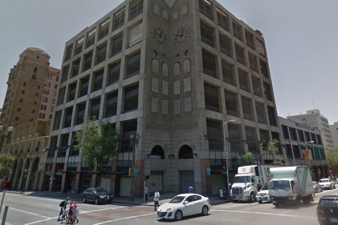 Self-Guided LA Scavenger Hunt: The Wonders Of Downtown LA - Starting at 200 North Spring Street