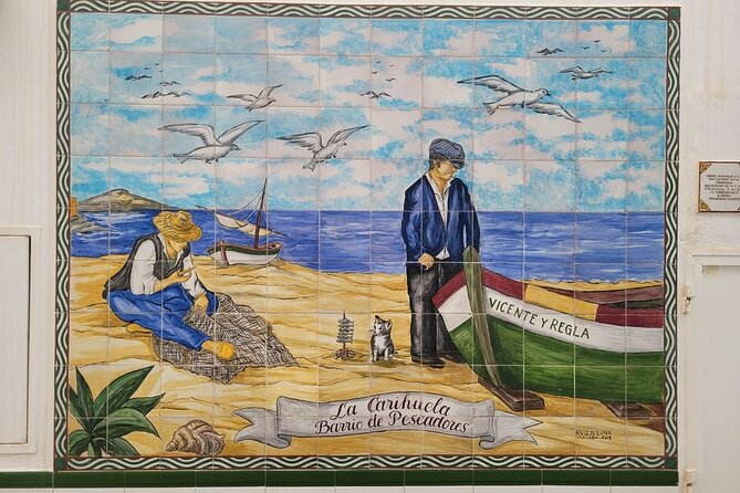 Self Guided Scavenger Hunt in Torremolinos - Finding clues along the beachfront promenade
