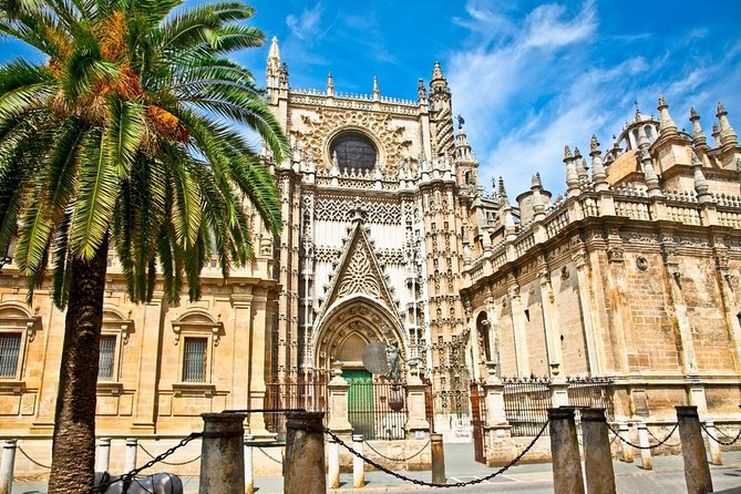 Seville Scavenger Hunt and Highlights Self Guided Audio Tour - At a glance