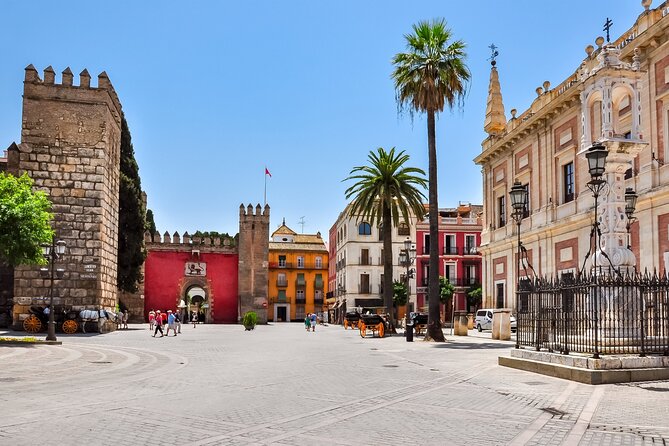 Seville Scavenger Hunt and Highlights Self Guided Audio Tour - San Diego Fountain and Parque de María Luisa