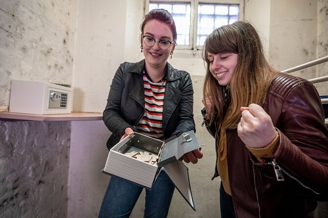 Shrewsbury Prison Escape Room - The Cell - The 60-minute Cell challenge