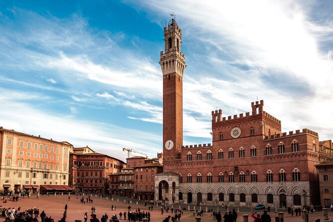 Siena Scavenger Hunt and Highlights Self Guided Audio Tour - Battistero di San Giovanni: look below the cathedral