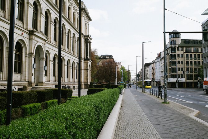 Spy Mission in Berlin: Self-Guided Espionage Puzzle Quest - Invalidenpark and the Natural History Museum