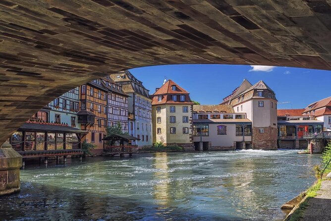 Strasbourg Scavenger Hunt and City Highlights Walking Tour - Strasbourg in six useful details