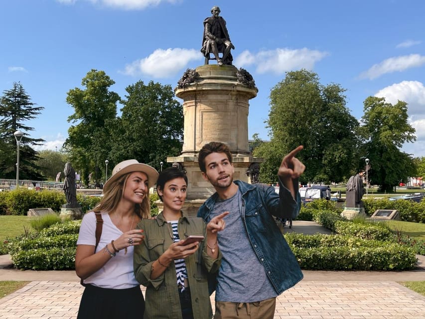 Stratford-upon-Avon: City Walking Tour & Exploration Game - Local stories beyond the Bard