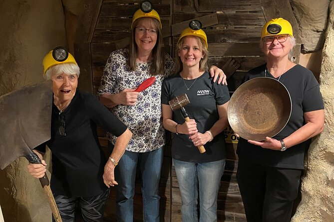 Strike it Rich! Puzzle Room Experience - Getting to 1350 Independence St in Lakewood
