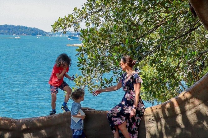 Sydney - The Mad Botanist Scavenger Hunt For Kids & Families. - Finding the beating drum of the South Pacific