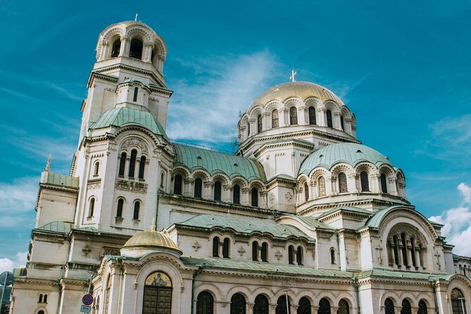 Tallinn Scavenger Hunt and Highlights Self Guided Audio Tour - Alexander Nevsky Cathedral and the Estonian History Museum