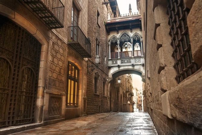Tarragona Scavenger Hunt and Highlights Self Guided Audio Tour - The Amphitheatre and Circus Romanus