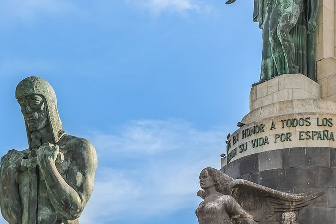 Tenerife Scavenger Hunt and Highlights Self Guided Audio Tour - Plaza del Príncipe and the Candelaria monument