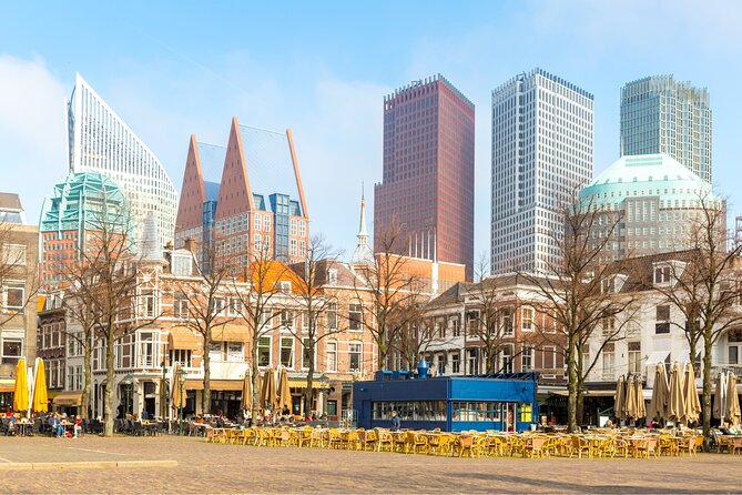 The Hague Scavenger Hunt and Highlights Self Guided Audio Tour - Noordeinde Palace and the Peace Palace