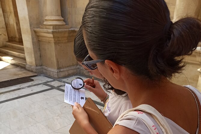 The Hunt of the Olympian Gods, scavenger hunt for families, prive - Zeus turns Heraklion into a family puzzle