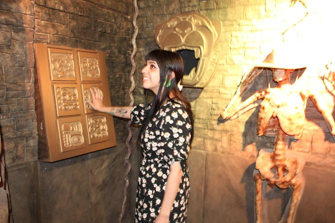 The Lost Tomb: Hidden Temple Theme Escape Room at Extreme Escape San Antonio - What makes it different from a plain puzzle room