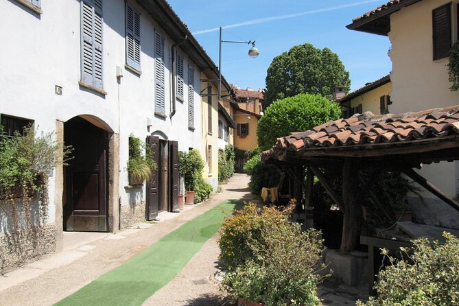 The Magic of Navigli: Self-Guided Puzzle Quest in Milan - Following the Canal at Conca del Naviglio