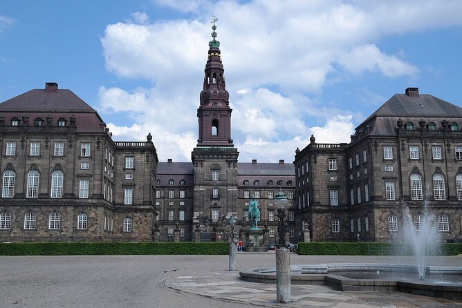 The Murder by Christiansborg Palace: Interactive Mystery Hunt - A shorter section on Slotsholmen