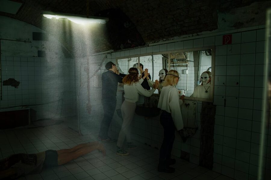 The Real Saw | Escape Room by PÁNiQ SZOBA - Entering Jigsaw’s world in Central Hungary