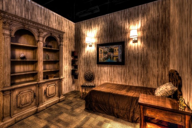 Titanic Escape Room Game for Private Group - Captain Smith’s Secret Lifeboat