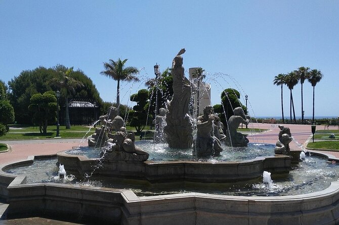 Torremolinos with Picasso Clues Self Guided Treasure Hunt - Plaza de la Independencia and the pleasure of looking closely