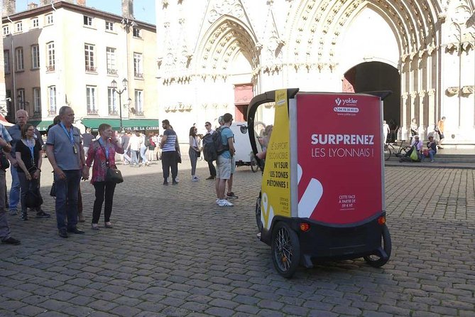 Treasure hunt in a Pedicab tour of Lyon - The pastry tasting and treasure hunt