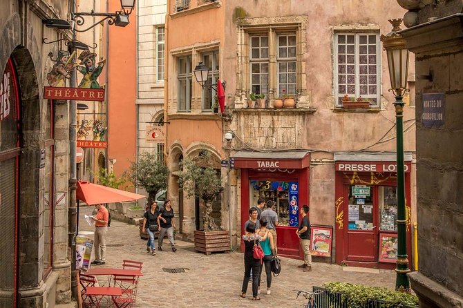 Treasure hunt in a Pedicab tour of Lyon - Meeting point and practical planning