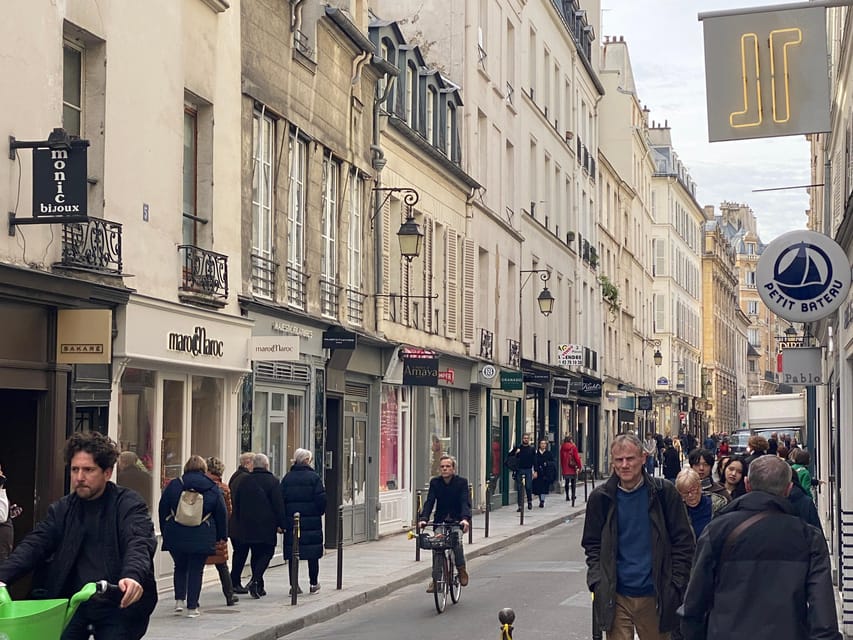 Treasure Hunt in Le Marais, Historic Paris - The Carnavalet Museum and Le Marais in context