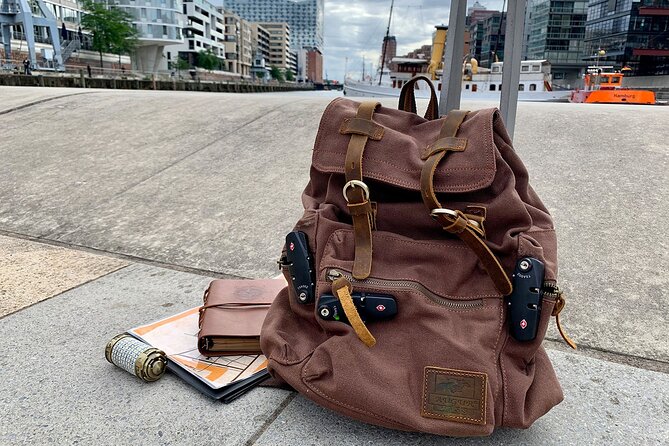 Treasure Hunt through Hamburg's Hafencity - Stop 1: the Elbphilharmonie