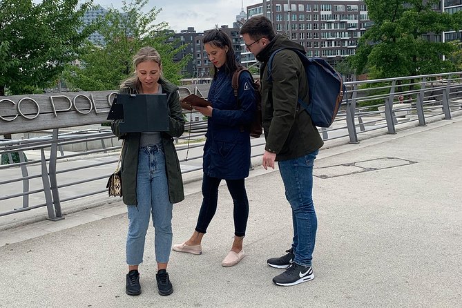 Treasure Hunt through Hamburg's Hafencity - Following the clues through HafenCity