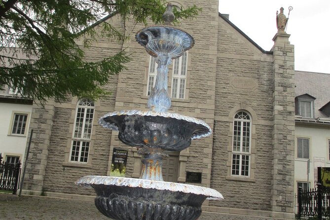 Trois-Rivières Self-Guided Walking Tour and Scavenger Hunt - Cannons, a prison, and the final approach