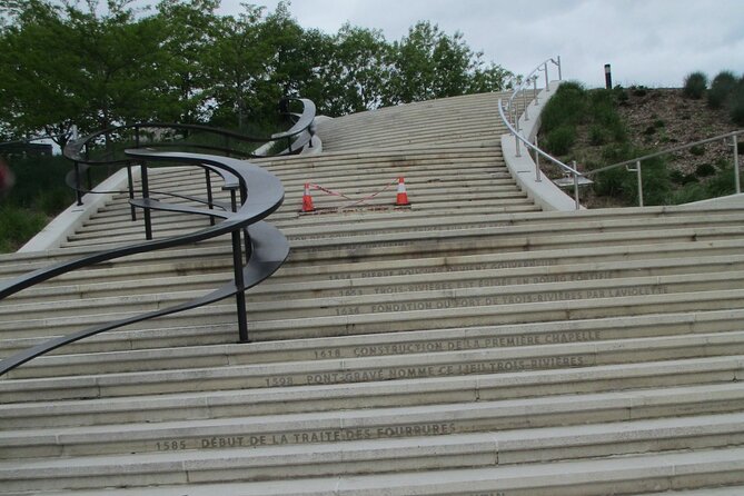 Trois-Rivières Self-Guided Walking Tour and Scavenger Hunt - Timing, fitness, and practical value