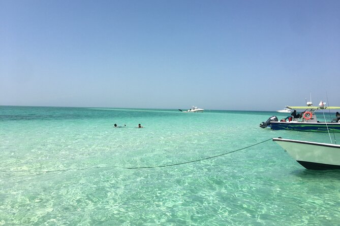 Ultimate Private Jarada Island Escape Tour - Practical details that can affect your day