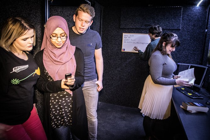 Undercover Agent Escape Game - High-Tech Spy Thriller - What makes the puzzle design work