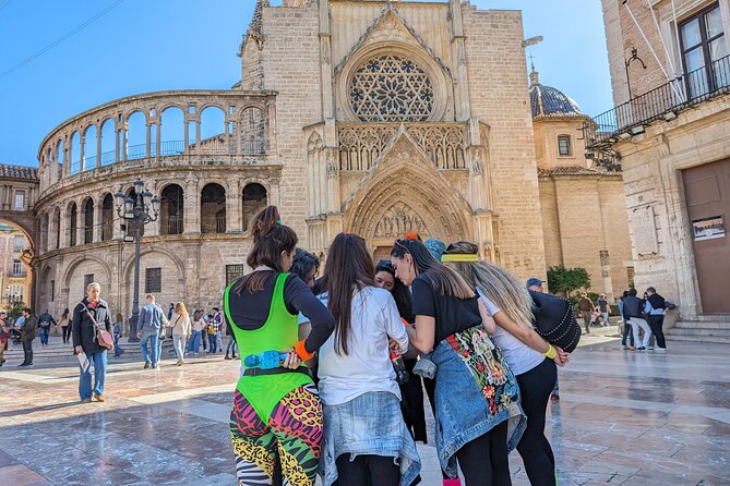 Valencia City Tour: A Treasure Hunt Experience - Practical details that affect your day