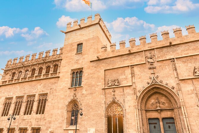 Valencia Monumental Scavenger Hunt - Starting at Valencia’s Plaza de Toros