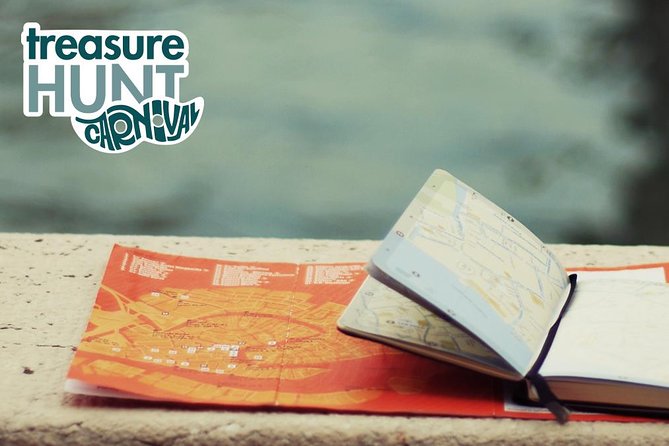 Venice: Casanova Charm Carnival Treasure Hunt - Solving clues instead of following a lecture