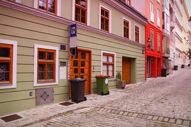 Vienna Highlights Self guided scavenger hunt and Walking Tour - What the mixed ratings tell you