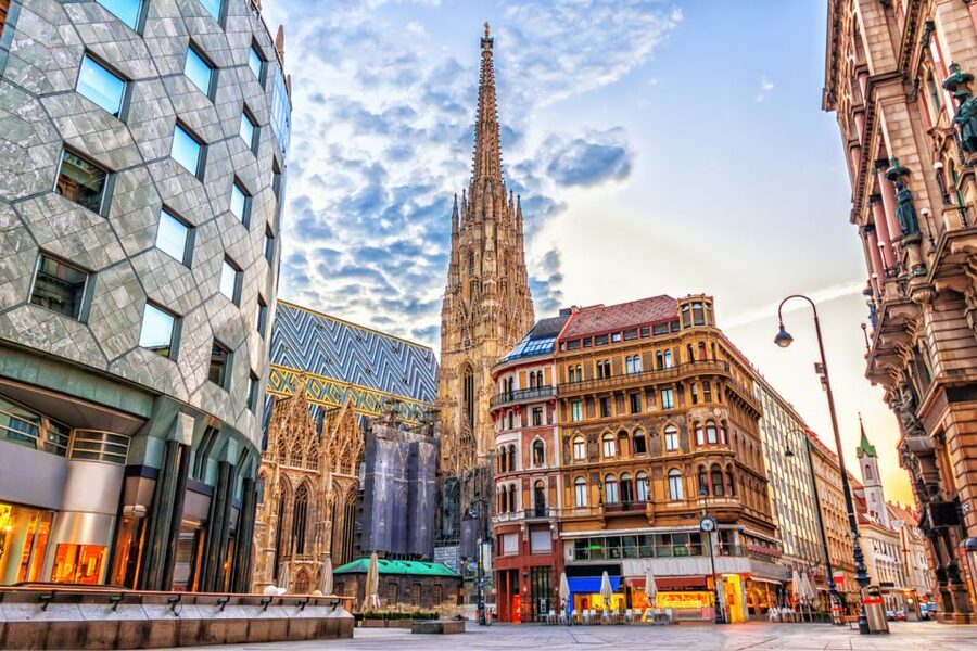 Vienna: Scavenger Hunt Self-Guided Tour - How long should you allow?